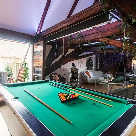 Fairytale Duplex - Billiard - Whirlpool - Home Cinema - Old Town Prague Exterior photo