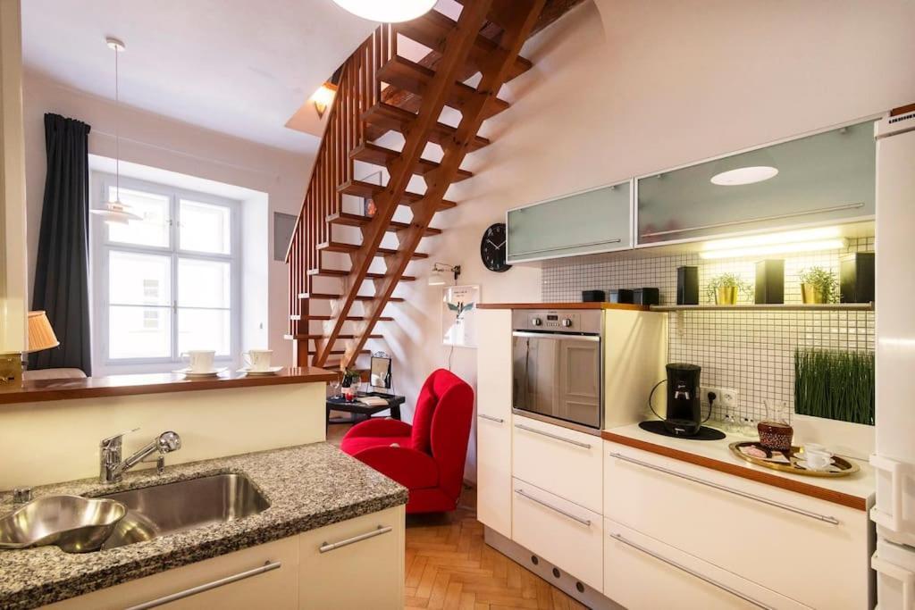Appartamento Fairytale Duplex - Billiard - Whirlpool - Cinema - Old Town