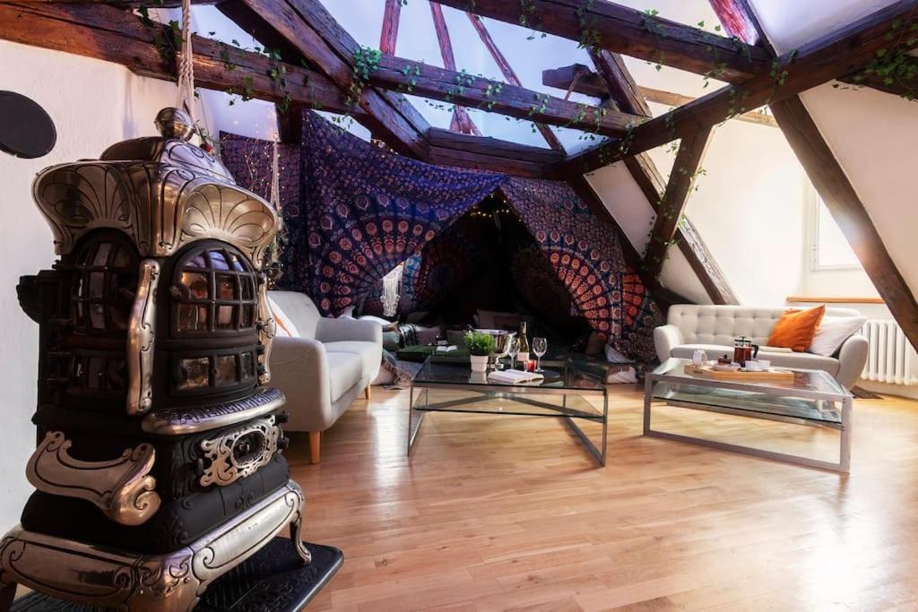 Fairytale Duplex - Billiard - Whirlpool - Cinema - Old Town Appartamento *